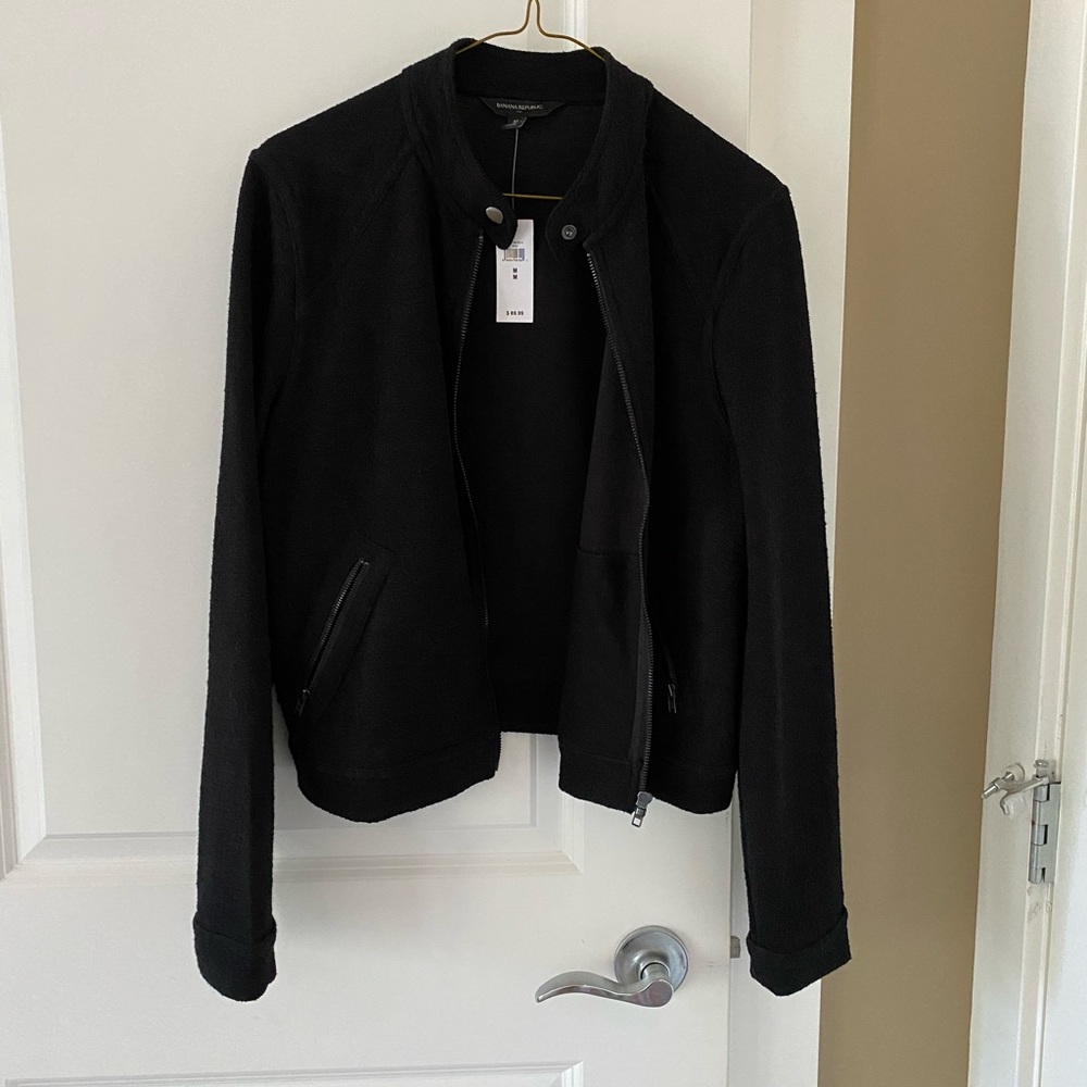 Black Women's Zip-Front Jacket - Unbranded